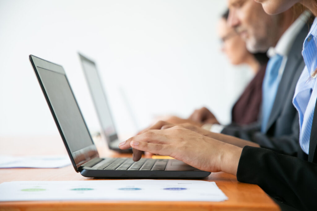 How To Generate B2B Leads That Convert: Your 2025 Guide
