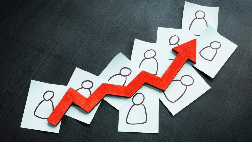 7 Reasons Partnering with a Lead Generation Agency Beats Buying Leads in 2025