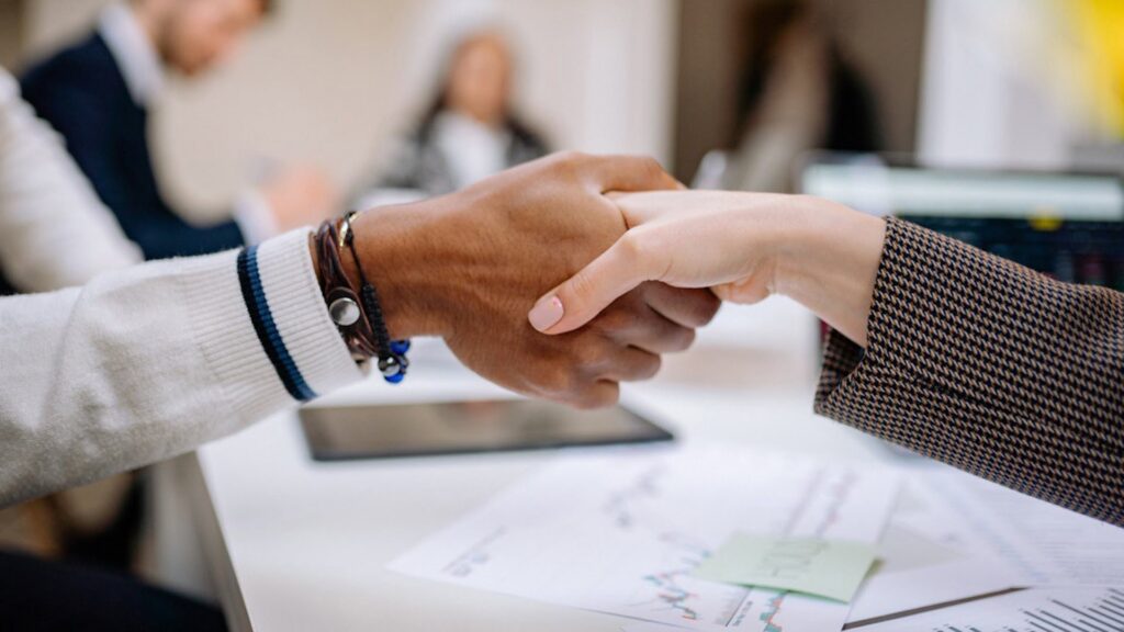 AI-Powered Sales Follow-Up in 2025: Data-Driven Strategies to Close More B2B Deals