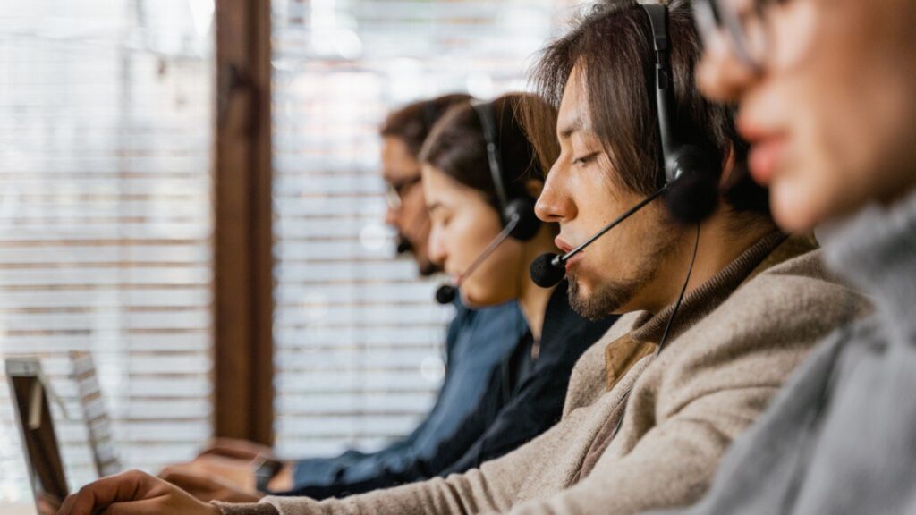 Where to Find Leads Across Multiple Channels in 2025
