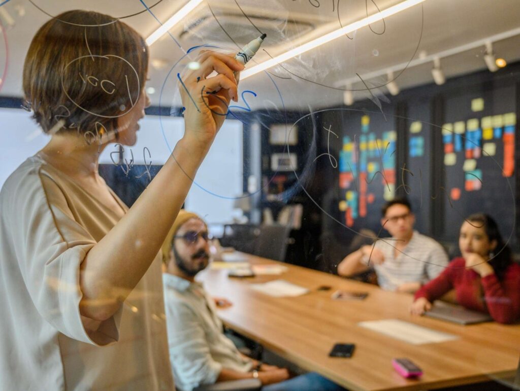 Customer Journey vs Customer Experience: Which One to Fix First in 2026