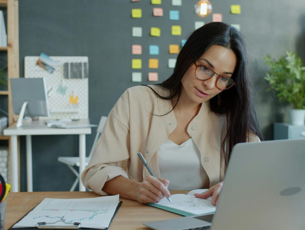 13 Kaspr Alternatives for B2B Sales Teams (2026)