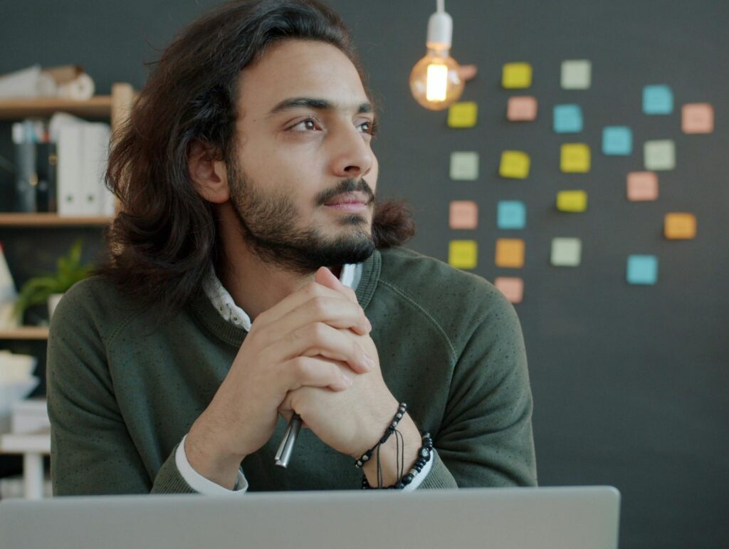 Niche B2B Cold Email Outreach: How to Pick a Vertical and Win It