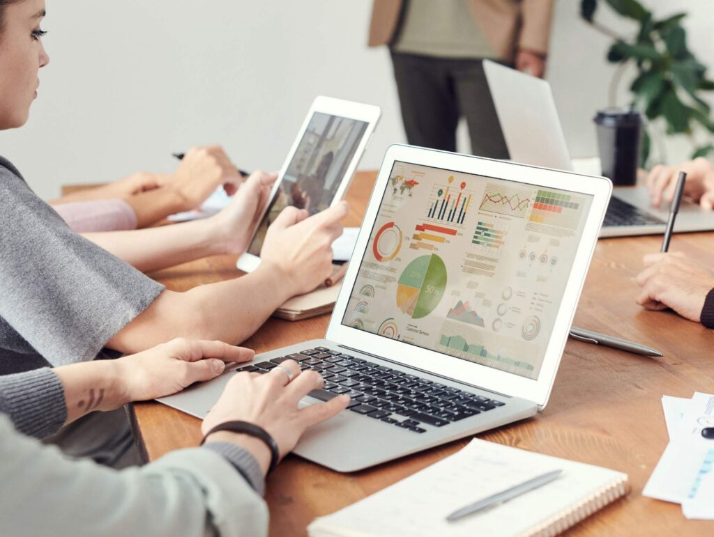 B2B List Building Software 2026: 11 Best Tools, Ranked by What They Automate