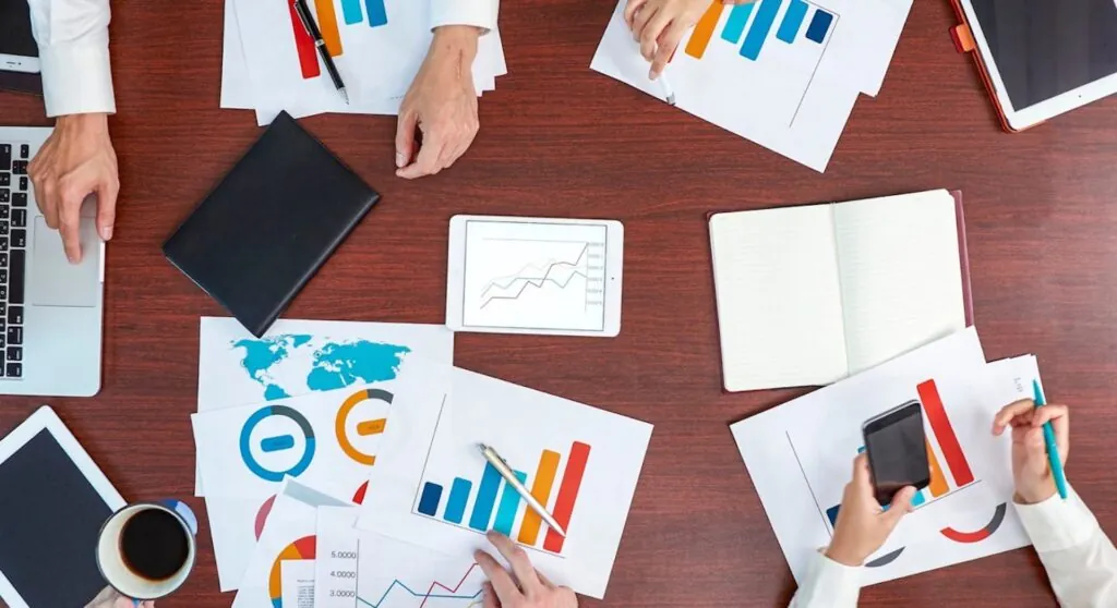 2025 B2B Data Enrichment Guide: Strategies and AI Tools