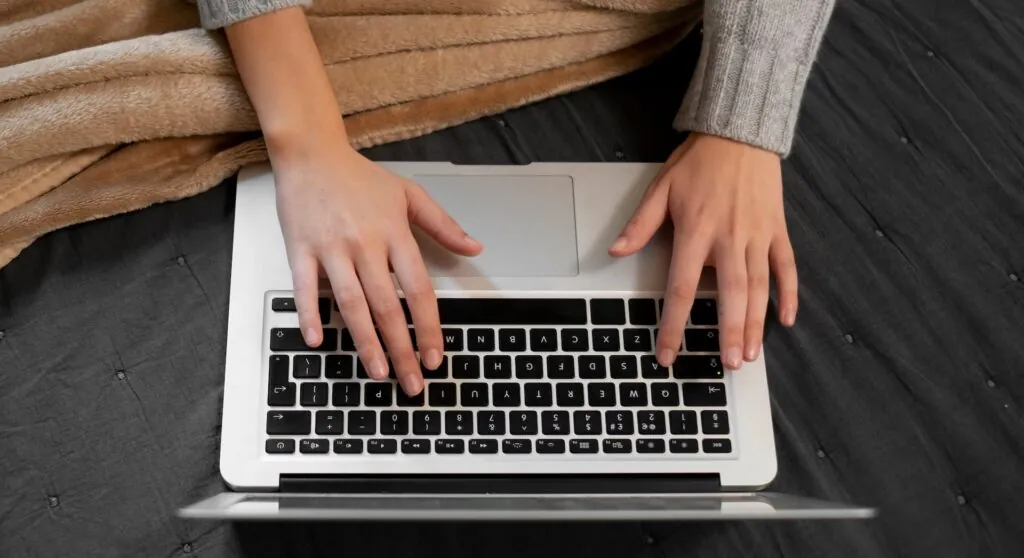 Master Cold Email Sequences in 2025: AI Outreach & Follow-Up Tactics